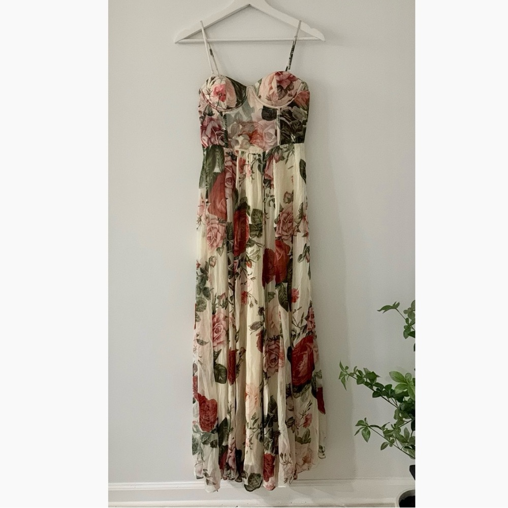 Hemant & Nandita Naaz Dress. - Picture 10 of 14